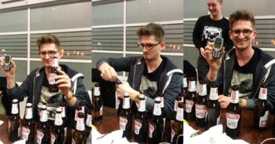 فيديو: كيف تفتح زجاجة المشروبات بهاتف نوكيا 3310 الأسطوري؟