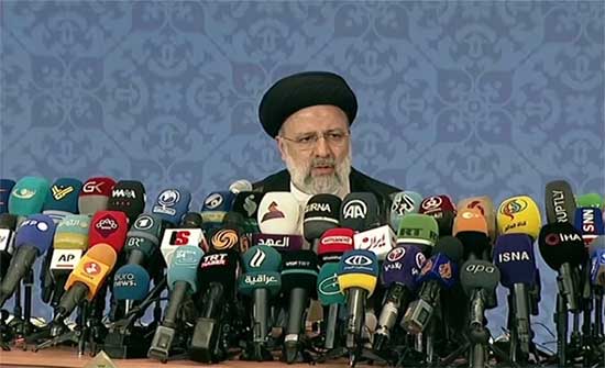 ردا على تصريحات بايدن ولبيد.. إيران تهدد برد صارم إذا ارتكبت واشنطن أي خطأ بحقها ردا على تصريحات بايدن ولبيد.. إيران تهدد برد صارم إذا ارتكبت واشنطن أي خطأ بحقها