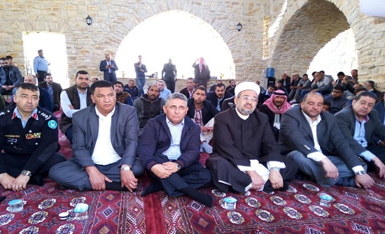 وزير الأوقاف يفتتح مسجد أرض الرباط بالكرامة