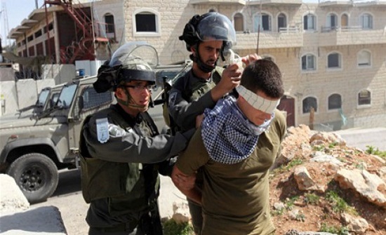 الاحتلال الاسرائيلي يعتقل 16 فلسطينيا بالضفة الغربية الاحتلال الاسرائيلي يعتقل 16 فلسطينيا بالضفة الغربية
