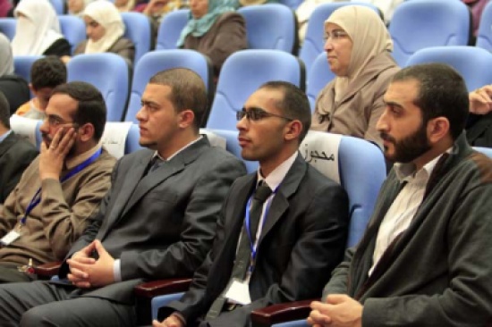 بالصور : عربيات يفتتح ملتقى الأسرة الأول