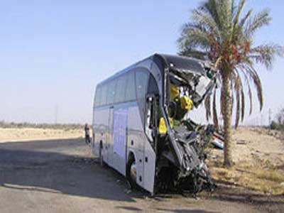 وفاة واصابة 34 سائحا اسرائيليا اثر تدهور حافلة سياحية جنوب عمان