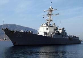 مدمرة أمريكية تفتح نيرانها على بلدة بولندية بالخطأ 