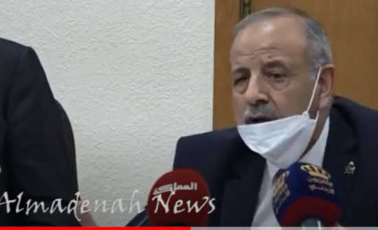 لجنة للتحقيق في إحالة ضباط في الجمارك إلى التقاعد لجنة للتحقيق في إحالة ضباط في الجمارك إلى التقاعد