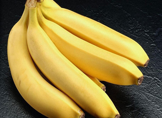 الموز الناضج يمدك بالطاقة بسرعة الموز الناضج يمدك بالطاقة بسرعة