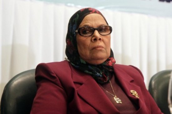 فيديو| آمنة نصير تعود للجدل وتهاجم النقاب: “ليس فرضاً ولا فضيلة .. وليس من الدين”!