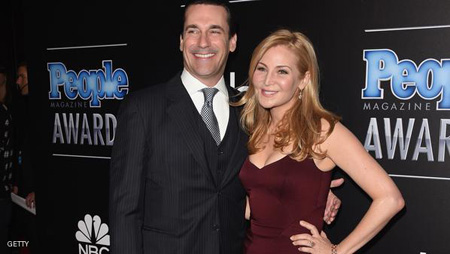 نجم "ماد مان" ينهي علاقة دامت 20 عاما