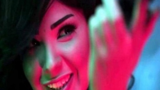 مديرة شركة إنتاج كليب"عندي ظروف" تفجر مفاجأة جديدة (فيديو) مديرة شركة إنتاج كليب"عندي ظروف" تفجر مفاجأة جديدة (فيديو)