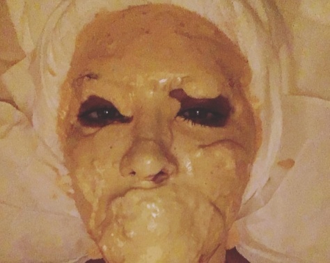 صورة.. خمّنوا من هذه النجمة اللبنانية، وكيف أصبحت كذلك! صورة.. خمّنوا من هذه النجمة اللبنانية، وكيف أصبحت كذلك!
