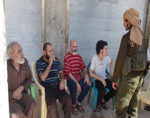 ما وراء ادعاء نظام الأسد بوجود آلاف المعتقلين لدى المعارضة؟