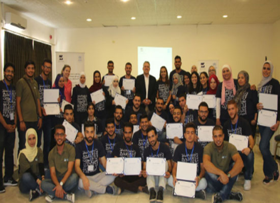اختتام مخيم تدريبي لفائدة الشباب بمؤسسة نهر الاردن اختتام مخيم تدريبي لفائدة الشباب بمؤسسة نهر الاردن