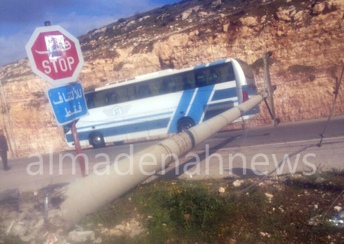 بالصور : 4 اصابات في حادث تدهور بجرش بالصور : 4 اصابات في حادث تدهور بجرش
