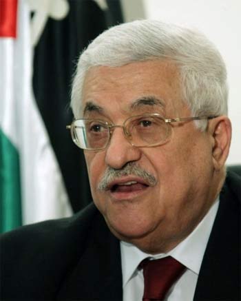 مصادر فلسطينية: أبو مازن ينوي الاستقالة قبل انتهاء ولايته