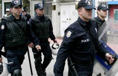 اعتقال 19 مشتبهًا بالإرهاب في ثلاث ولايات تركية