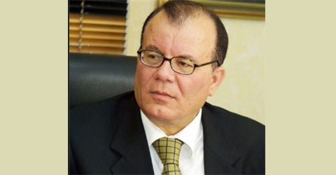 الشريف : الحكومة ستباشر على الفور بتنفيذ التوجيهات الملكية باجراء الانتخابات 