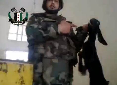 شبيحة الأسد يفخخون ألعاب الأطفال وشواحن الهواتف شبيحة الأسد يفخخون ألعاب الأطفال وشواحن الهواتف