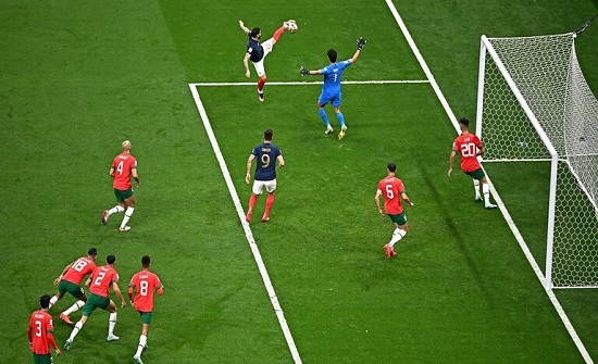 فرنسا تفوز على المغرب وتضرب موعدا مع الأرجنتين في نهائي مونديال قطر (فيديو) فرنسا تفوز على المغرب وتضرب موعدا مع الأرجنتين في نهائي مونديال قطر (فيديو)