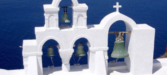 أميركي يتهم أجراس كنيستين بتدمير زواجه !