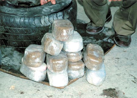 ضبط 70 كلغم حشيش في مركز حدود جابر ضبط 70 كلغم حشيش في مركز حدود جابر