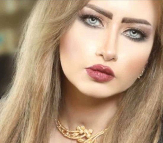 صورة: مذيعة كويتية تدخل لوزارة الإعلام ببجامة صورة: مذيعة كويتية تدخل لوزارة الإعلام ببجامة