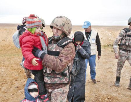 الاردن يستقبل 112 لاجئا سوريا خلال الـ 48 ساعة الماضية الاردن يستقبل 112 لاجئا سوريا خلال الـ 48 ساعة الماضية