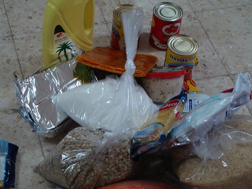 توزيع طرود خيرية على اسر وطلبة محتاجين في لواء القصر توزيع طرود خيرية على اسر وطلبة محتاجين في لواء القصر