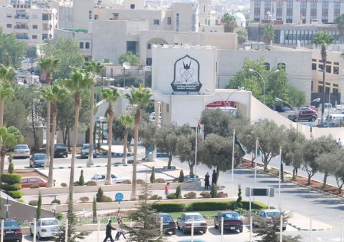 بدء فاعليات اليوم العلمي الثاني لنظم المعلومات الجغرافية باليرموك