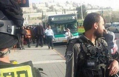 إطلاق نار على حافلة إسرائيلية في مدينة القدس و”الشاباك” يعترف بمقتل أحد ضباطه على حدود غزة