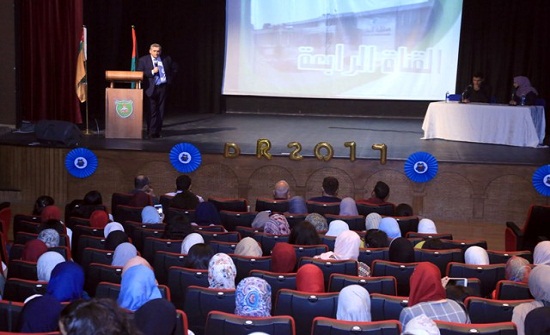 "الأردنية" تحتفل بطلبة الطب الجدد