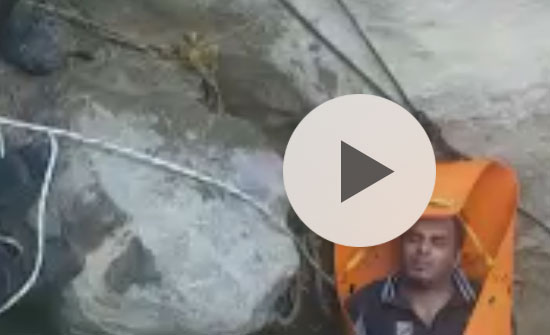 بالصور : انقاذ شخص سقط على مقطع صخري في مادبا بالصور : انقاذ شخص سقط على مقطع صخري في مادبا