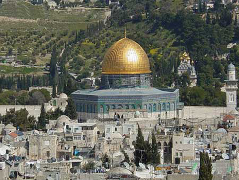 إسرائيل تدرس سحب السيادة الأردنية عن الأقصى