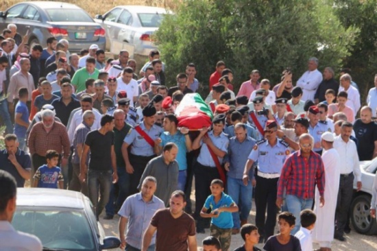 والد الشهيد الحراحشة يطالب باسقاط الجنسية الاردنية عن ذوي الارهابيين والمجرمين والد الشهيد الحراحشة يطالب باسقاط الجنسية الاردنية عن ذوي الارهابيين والمجرمين