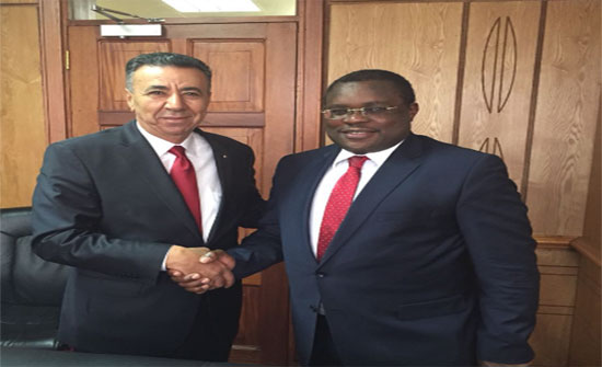 السفير عربيات يلتقي رئيس مجلس الأعيان الكيني