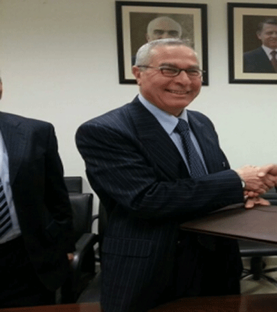 المدادحة يلتقي مستثمرين سوريين في مدينة الحسن الصناعية المدادحة يلتقي مستثمرين سوريين في مدينة الحسن الصناعية
