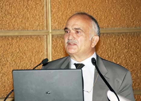 الأمير الحسن يرعى حواراً فكريا حول الأوراق النقاشية الملكية الأمير الحسن يرعى حواراً فكريا حول الأوراق النقاشية الملكية