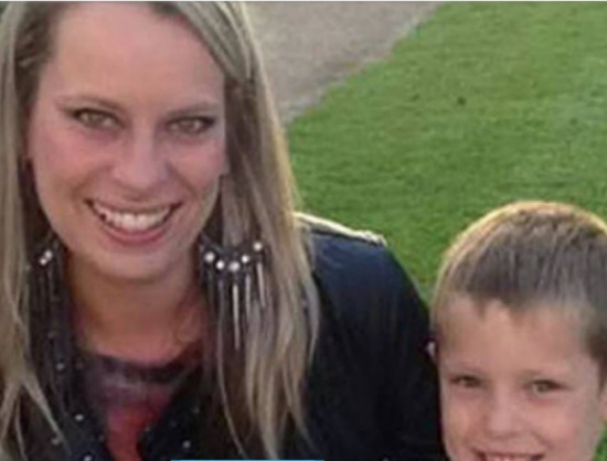 بعد أن قتلت النيران ابنها، لم تسامح نفسها فانتحرت: أنا امرأة ميتة تسير على أقدامها