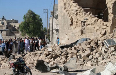 مقتل 11 مدنيا في قصف جوي لقوات النظام على مدينة الباب في شمال سوريا مقتل 11 مدنيا في قصف جوي لقوات النظام على مدينة الباب في شمال سوريا