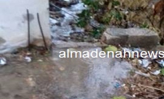 صور : مياه الأمطار تداهم منزلاً في جرش وانهيار احد الجدران صور : مياه الأمطار تداهم منزلاً في جرش وانهيار احد الجدران