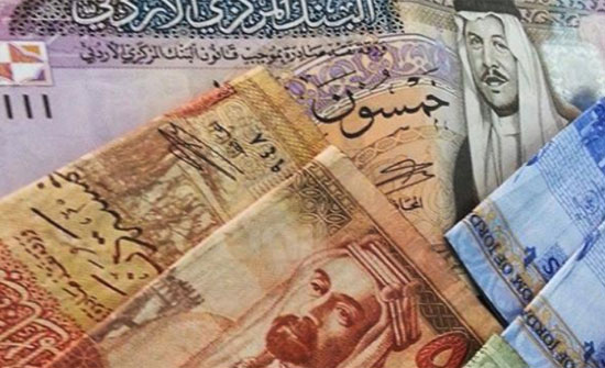 وزير الصناعة والتجارة ينتقد تحويلات الوافدين بعد بلوغها 2.6 مليار دولار