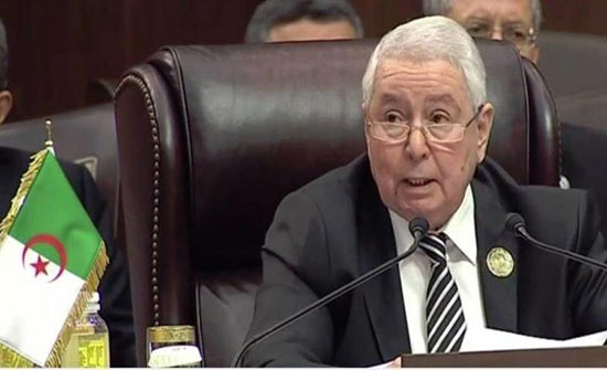 من هو عبد القادر بن صالح الذي سيحكم الجزائر مؤقتا؟