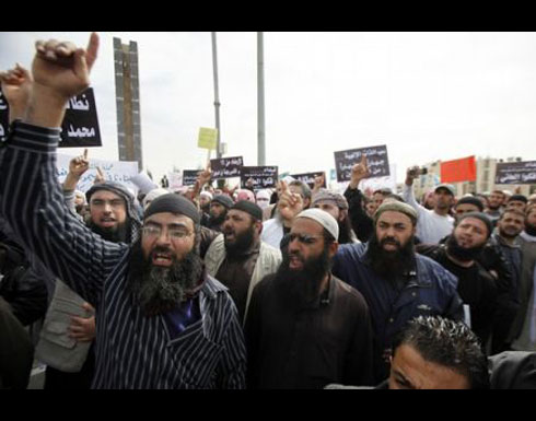 يديعوت : وداعا للإخوان المسلمين وأهلا بالسلفيين