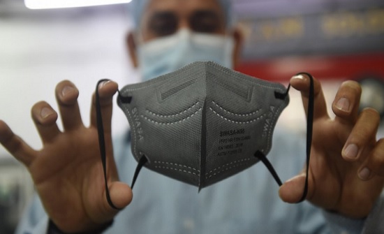 التربية : ارتداء الكمَّامة للطلبة من سن 6 سنوات فما فوق