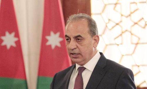 "الحمة الأردنية" تتبرع بجهاز مساحي متطور لبلدية خالد بن الوليد "الحمة الأردنية" تتبرع بجهاز مساحي متطور لبلدية خالد بن الوليد