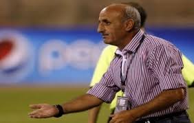 المدرب الجديد للبقعة يسعى لتدارك تراجع الفريق بالدوري المدرب الجديد للبقعة يسعى لتدارك تراجع الفريق بالدوري