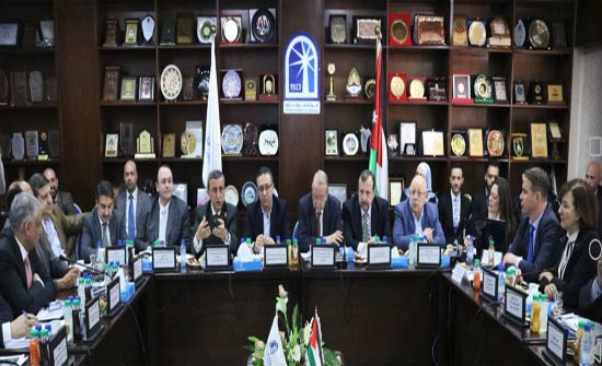 تجارة عمان تطلق مبادرة انشاء شركة بيت التصدير الاردني تجارة عمان تطلق مبادرة انشاء شركة بيت التصدير الاردني