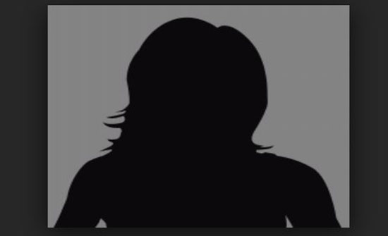 بالفيديو - نجمة سورية تنهار على الهواء بعد قصف قبر والدتها بالفيديو - نجمة سورية تنهار على الهواء بعد قصف قبر والدتها