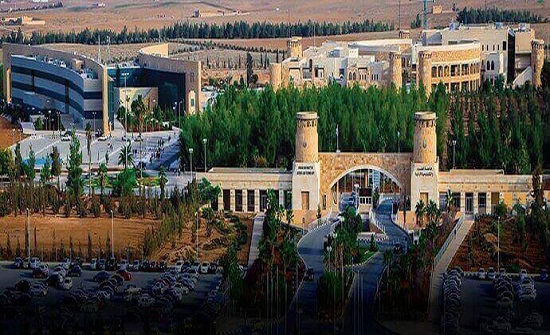 خريسات: 4 الاف طالب عربي واجنبي يدرسون في "العلوم والتكنولوجيا"
