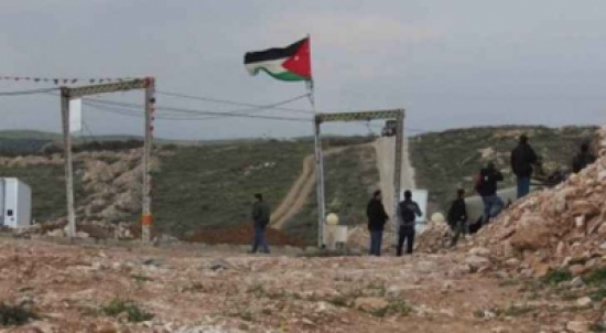 انفجارات عنيفة من الجانب السوري تهز منازل المواطنين في الرمثا انفجارات عنيفة من الجانب السوري تهز منازل المواطنين في الرمثا
