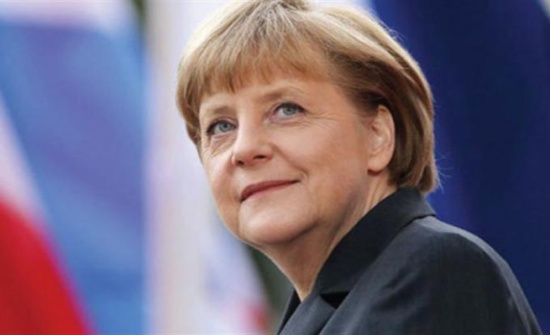 ميركل ترفض وضع “حد أقصى” لأعداد اللاجئين الذين تستقبلهم ألمانيا سنويا