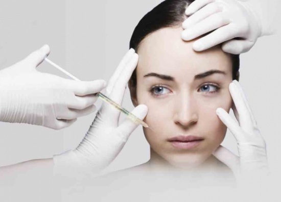 الإفتاء: لا حرج في إجراء عمليات تجميل لتخفيف آثار الشيخوخة